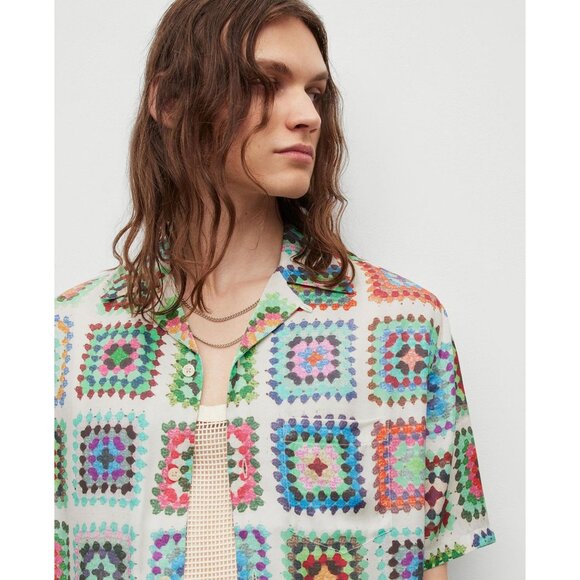 AllSaints Tunis Relaxed Fit Crochet Print Short Sleeve Button-Up Camp Shirt - Picture 3 of 5
